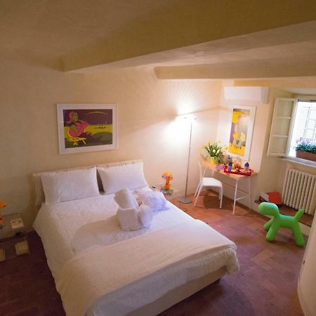 Suite Viola Antica Lucca Exterior foto