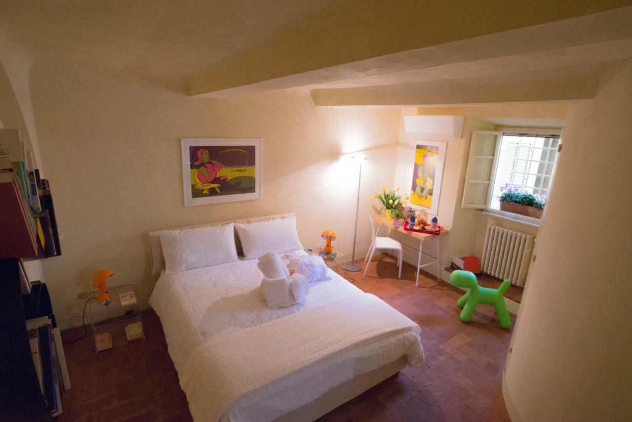Suite Viola Antica Lucca Exterior foto
